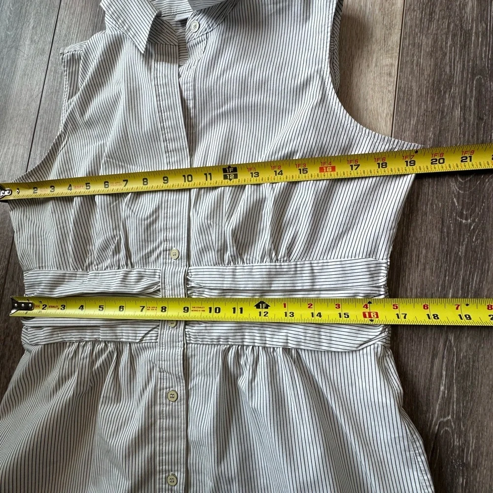 🛍️New York & company White with black striped sleeveless button down shirt. - Picture 5 of 7